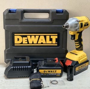 Máy siết bu lông  bắn vít dùng pin DeWalt