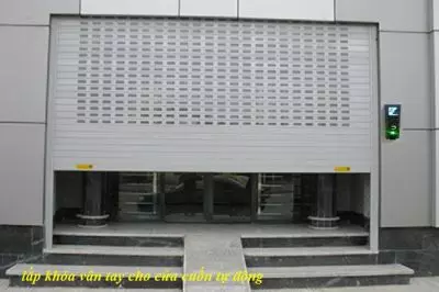 Khóa vân tay thẻ từ cho cửa cuốn